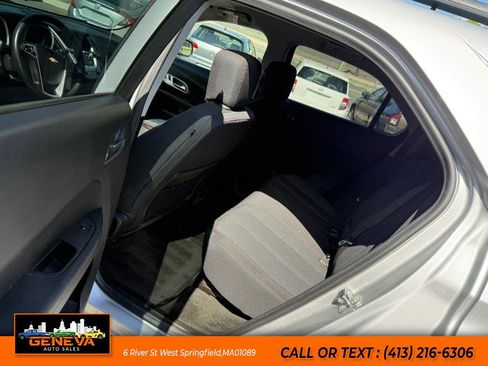Used 2017 Chevrolet Equinox LT w/ Convenience Package AWD/4WD image 11