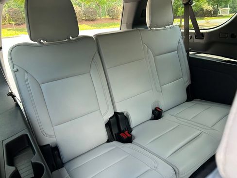 Used 2025 Chevrolet Suburban Premier w/ Sun And Tow Package RWD image 53