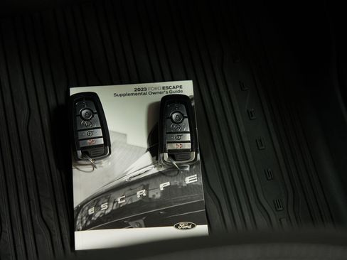 Used 2023 Ford Escape Active w/ Cold Weather Package FWD image 26