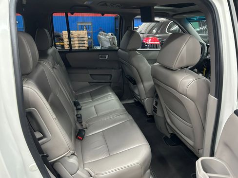 Used 2012 Honda Pilot Touring image 21