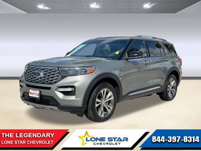 Used 2020 Ford Explorer Platinum w/ Premium Technology Package