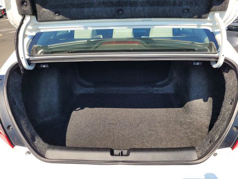 Used 2018 Honda Civic EX image 36