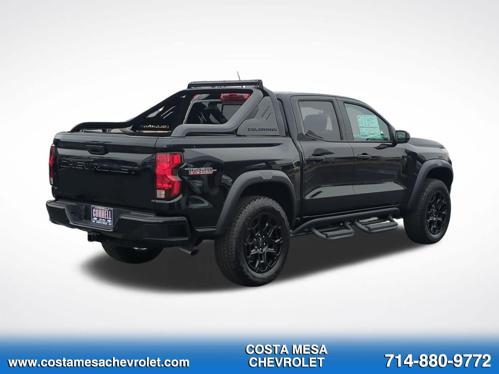 New 2026 Chevrolet Colorado Trail Boss w/ Midnight Edition AWD/4WD image 5