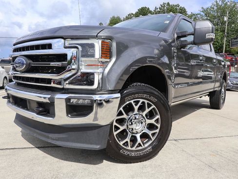 Used 2021 Ford F350 Lariat w/ Lariat Ultimate Package AWD/4WD image 2