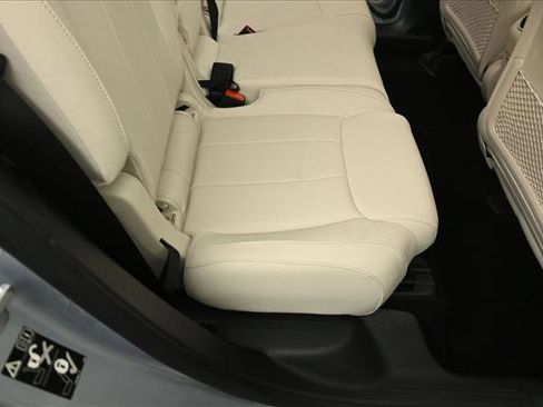 Certified 2026 Mercedes-Benz GLB 250 4MATIC image 25
