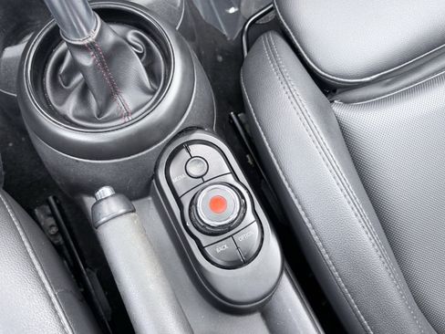 Used 2019 MINI Cooper S image 53