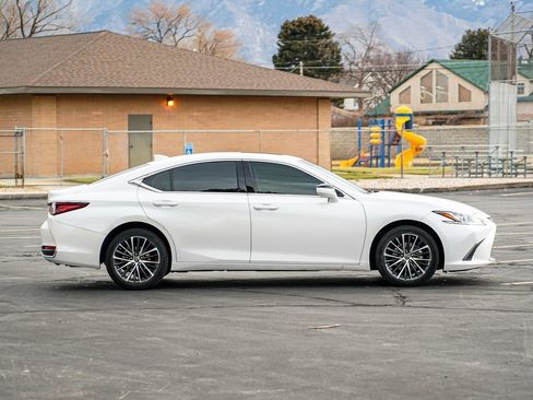 Used 2022 Lexus ES 250 250 image 4