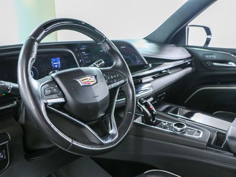Used 2024 Cadillac Escalade Sport w/ LPO, ONYX Package AWD/4WD image 28