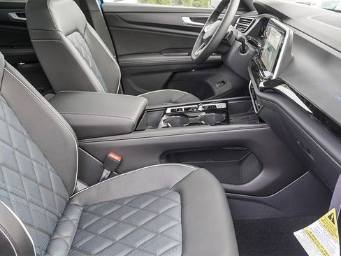 New 2025 Volkswagen Atlas Cross Sport SEL Premium R-Line image 19