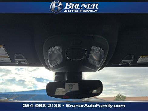 New 2026 Jeep Compass Latitude image 22