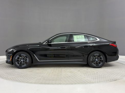 New 2026 BMW i4 eDrive40 w/ Parking Assistance Package RWD image 2