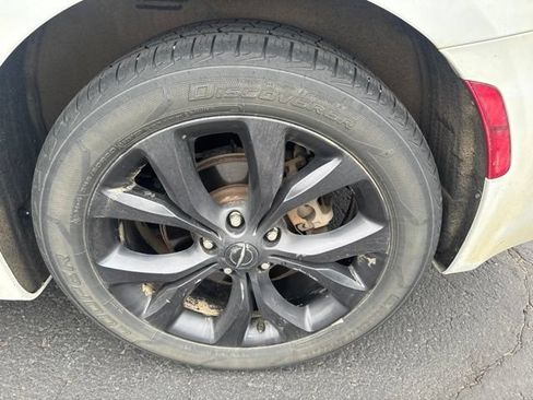 Used 2019 Chrysler Pacifica Touring Plus FWD image 7