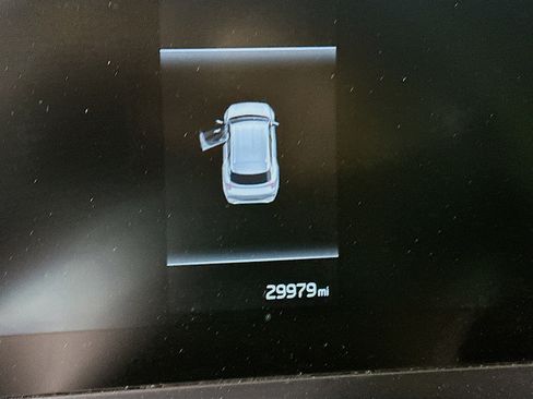 Used 2024 Kia Sportage LX image 18