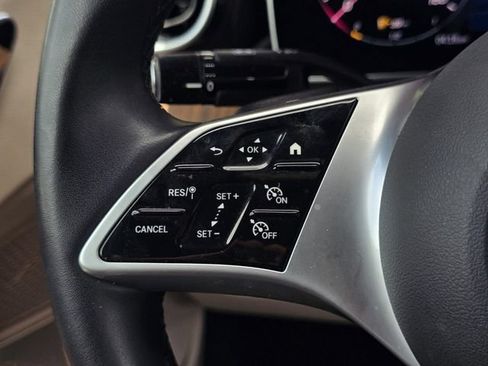 Used 2025 Mercedes-Benz C 300 Sedan image 16