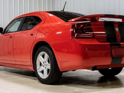 Used 2008 Dodge Charger SE RWD image 5