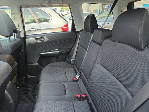 Used 2013 Subaru Forester 2.5X Premium w/ Plus Pkg AWD/4WD image 5