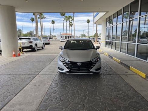 Used 2025 Nissan Versa SV image 7