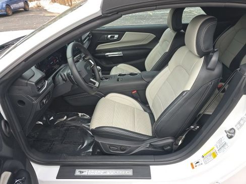 Certified 2024 Ford Mustang GT Premium image 4