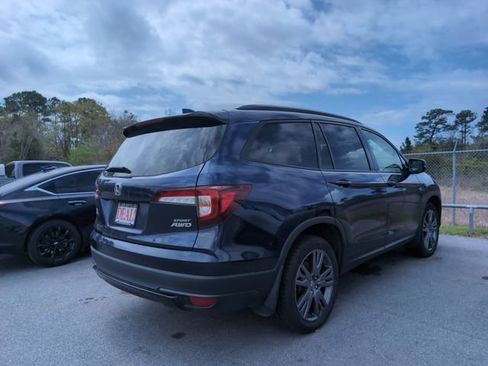 Used 2022 Honda Pilot Sport image 2