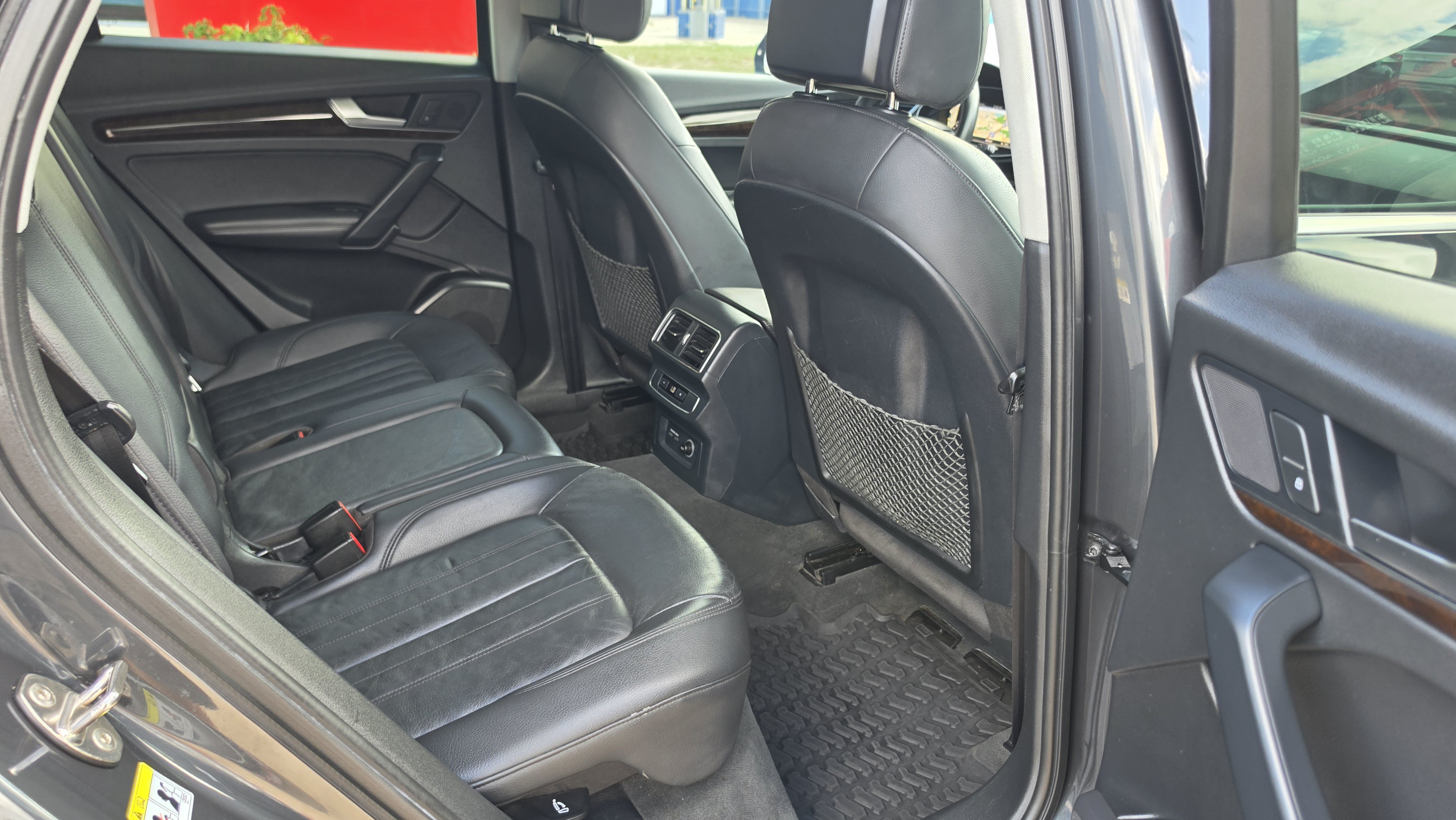 Used 2019 Audi Q5 2.0T Premium Plus w/ Premium Plus Package AWD/4WD image 27