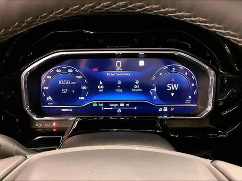 Used 2022 Chevrolet Silverado 1500 High Country w/ High Country Premium Package image 27