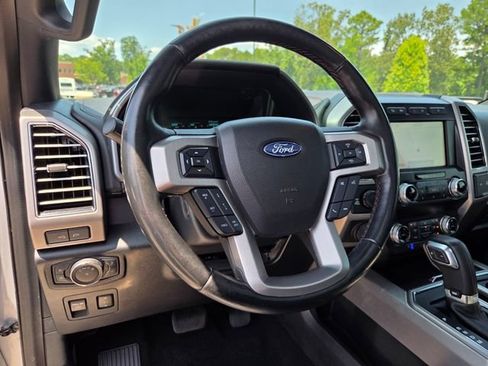 Used 2019 Ford F150 Platinum w/ Equipment Group 701A Luxury AWD/4WD image 10