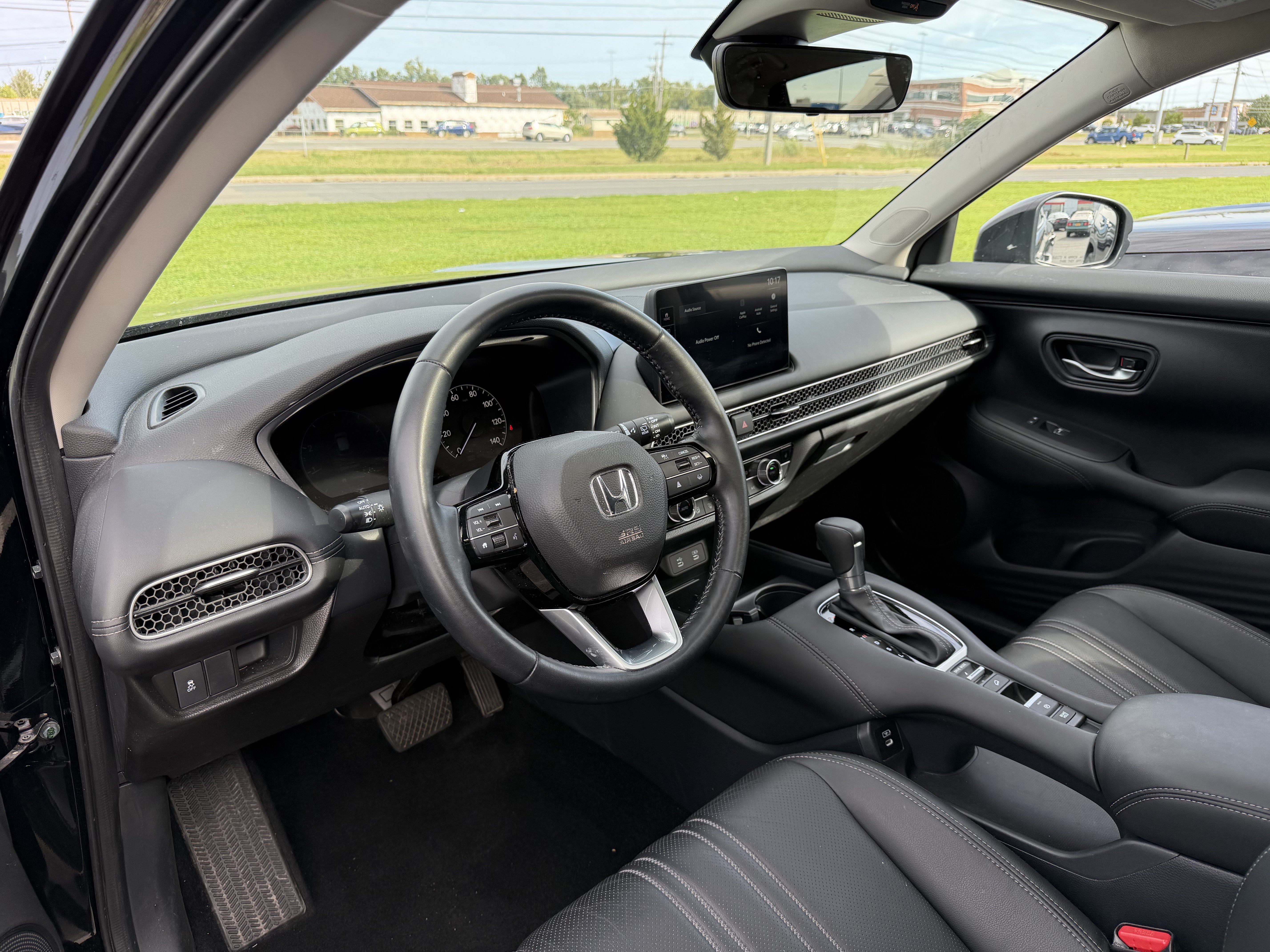 Used 2026 Honda HR-V EX-L image 9