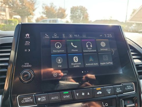 Certified 2023 Honda Odyssey Touring image 22