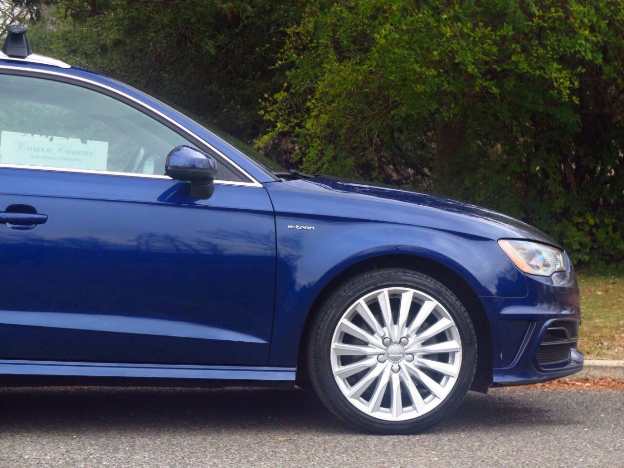Used 2016 Audi A3 e-tron Prestige w/ Prestige Package FWD image 33
