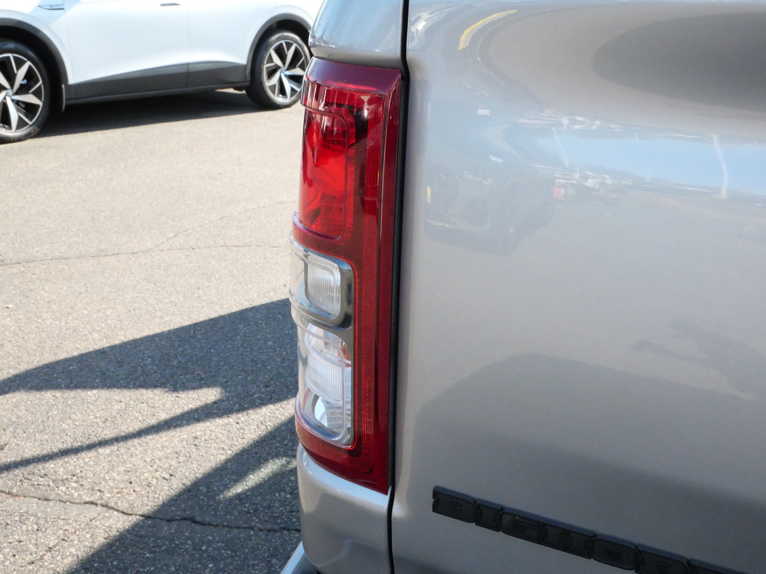 Used 2021 RAM 1500 Big Horn AWD/4WD image 16