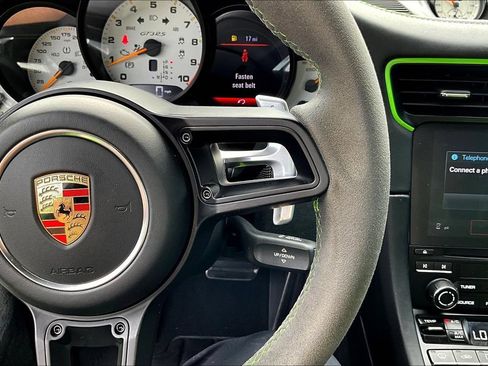 Used 2019 Porsche 911 GT3 RS RWD image 12