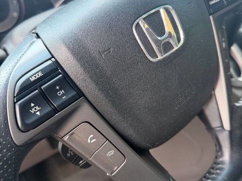 Used 2011 Honda Odyssey Touring image 28