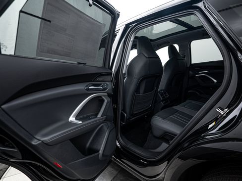 New 2025 Audi Q5 2.0T Premium Plus image 17