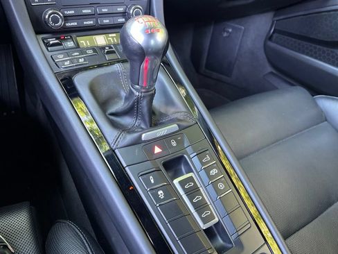 Used 2019 Porsche 911 Carrera T RWD image 34