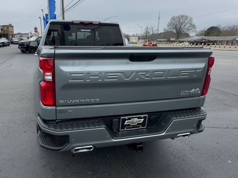 Used 2025 Chevrolet Silverado 1500 High Country AWD/4WD image 7
