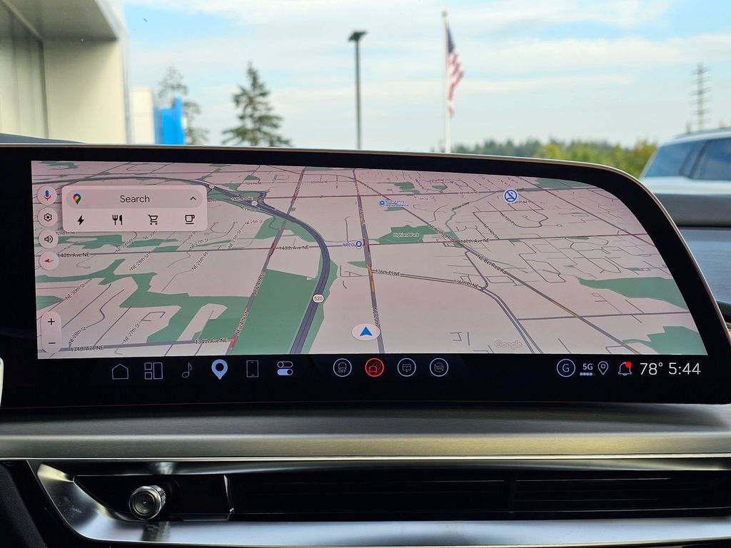 New 2027 Cadillac Lyriq V Premium AWD/4WD image 29