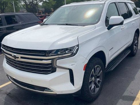 Used 2022 Chevrolet Tahoe LT w/ Luxury Package AWD/4WD image 1