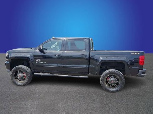 Used 2018 Chevrolet Silverado 1500 LT w/ All Star Edition image 6