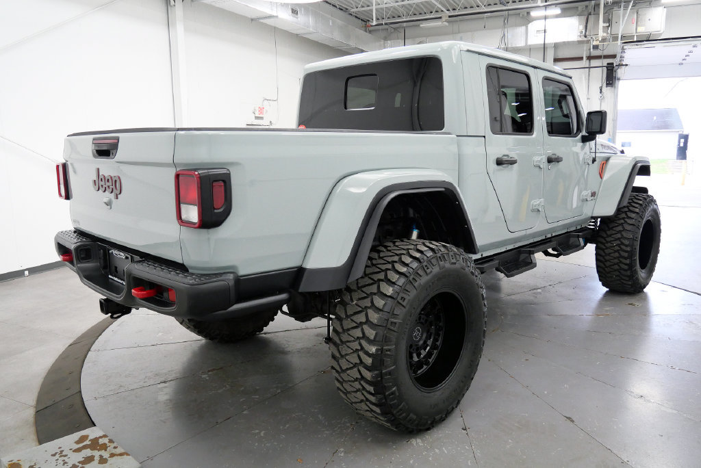 Used 2023 Jeep Gladiator Rubicon w/ LED Lighting Group AWD/4WD image 8
