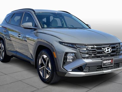 Used 2025 Hyundai Tucson SEL image 3