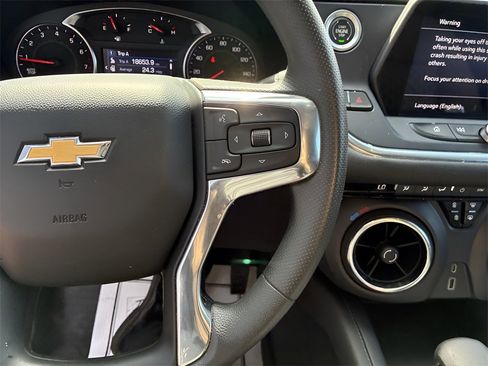 Used 2022 Chevrolet Blazer LT image 26