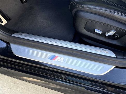 Used 2019 BMW 740i w/ M Sport Package RWD image 23