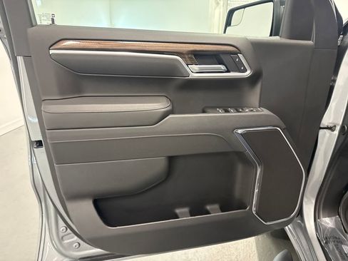 New 2026 Chevrolet Silverado 1500 RST w/ RST Select Package AWD/4WD image 11