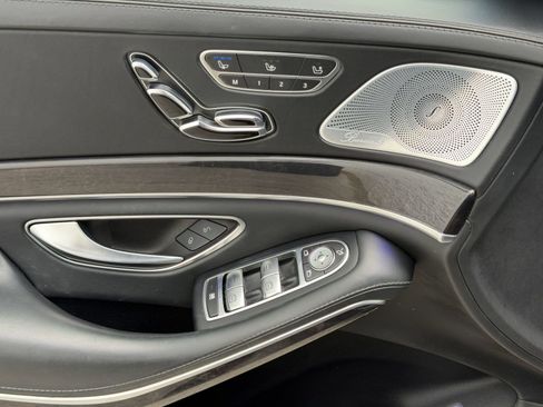 Certified 2019 Mercedes-Benz S 560 Sedan image 29