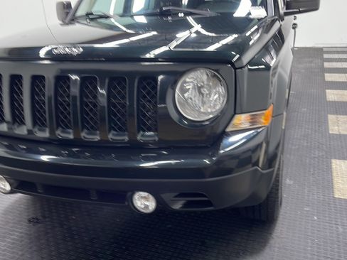 Used 2013 Jeep Patriot Sport w/ PWR Value Group AWD/4WD image 24