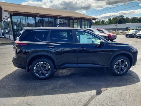 New 2026 Nissan Rogue SV image 9