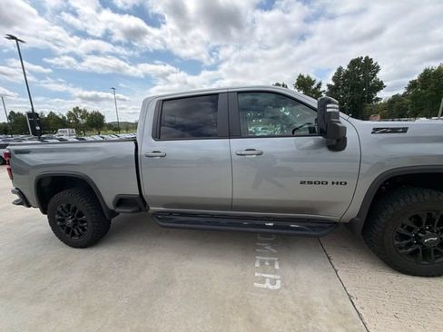 Used 2025 Chevrolet Silverado 2500 LT w/ Trail Boss Package AWD/4WD image 50