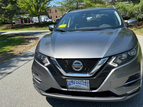 Used 2022 Nissan Rogue Sport SV FWD image 25