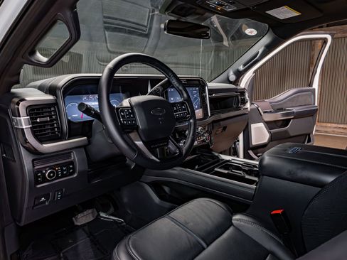 Used 2026 Ford F350 Platinum AWD/4WD image 17