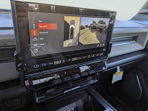 New 2026 GMC Hummer EV 4x4 Crew Cab image 10